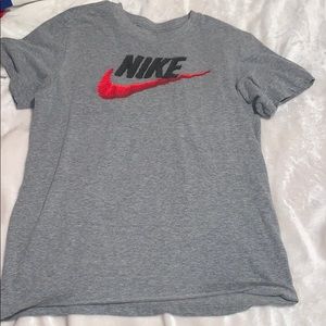 nike grey mens t shirt